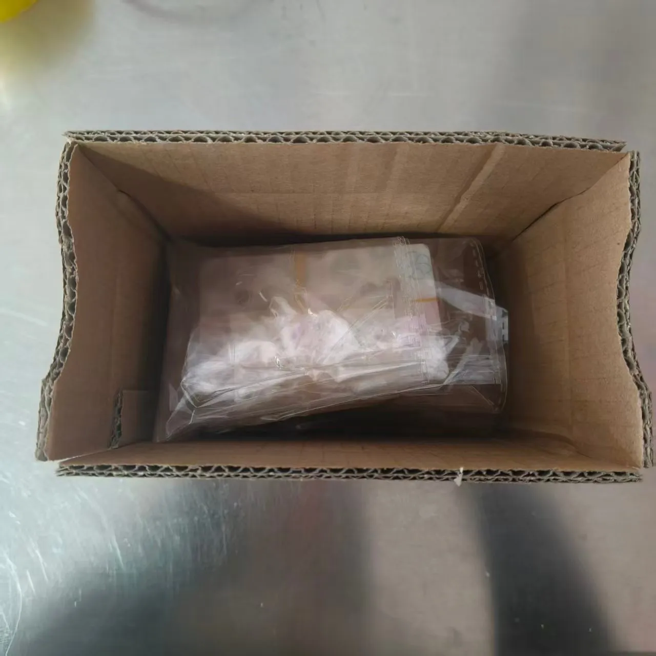 Déan do chuid Íocaíochtaí a Phearsanú! Ár Líne Nua Craicne Cárta Creidmheasa a thabhairt isteach