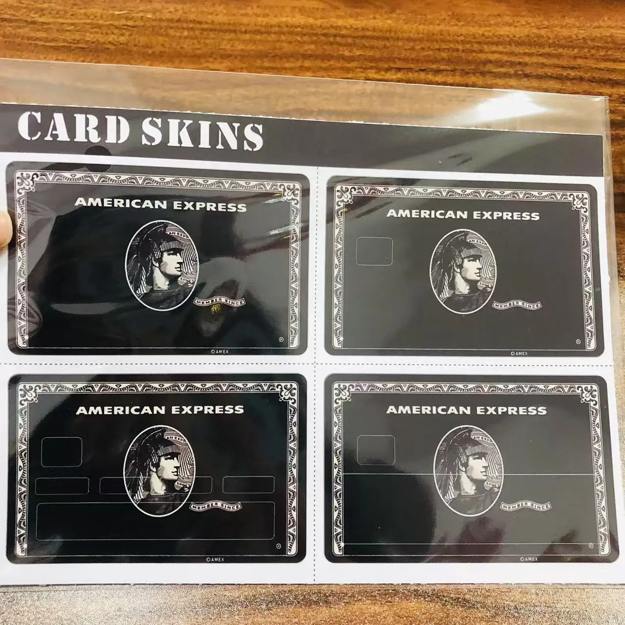 Anseo gheobhaidh tú na greamáin chárta creidmheasa atá uait